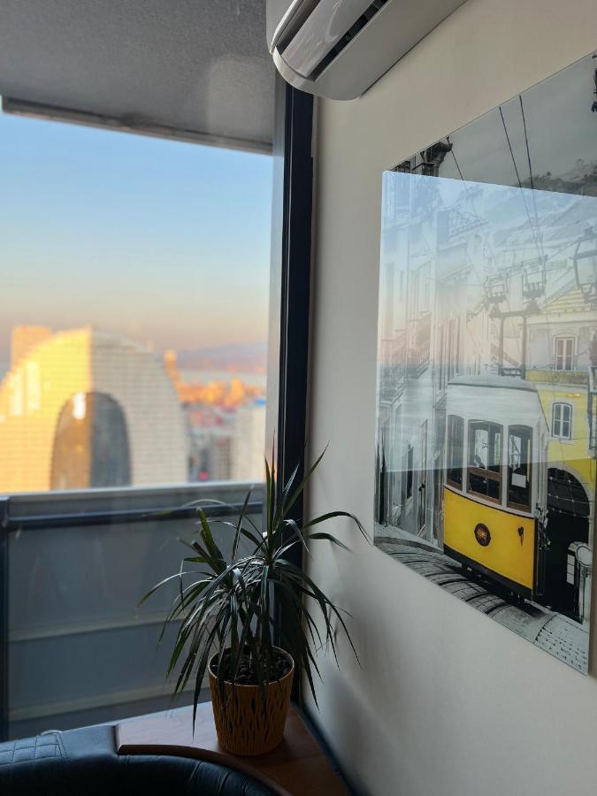 Orbi City Suitesバトゥーミ エクステリア 写真