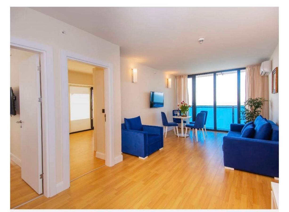 Orbi City Suitesバトゥーミ エクステリア 写真