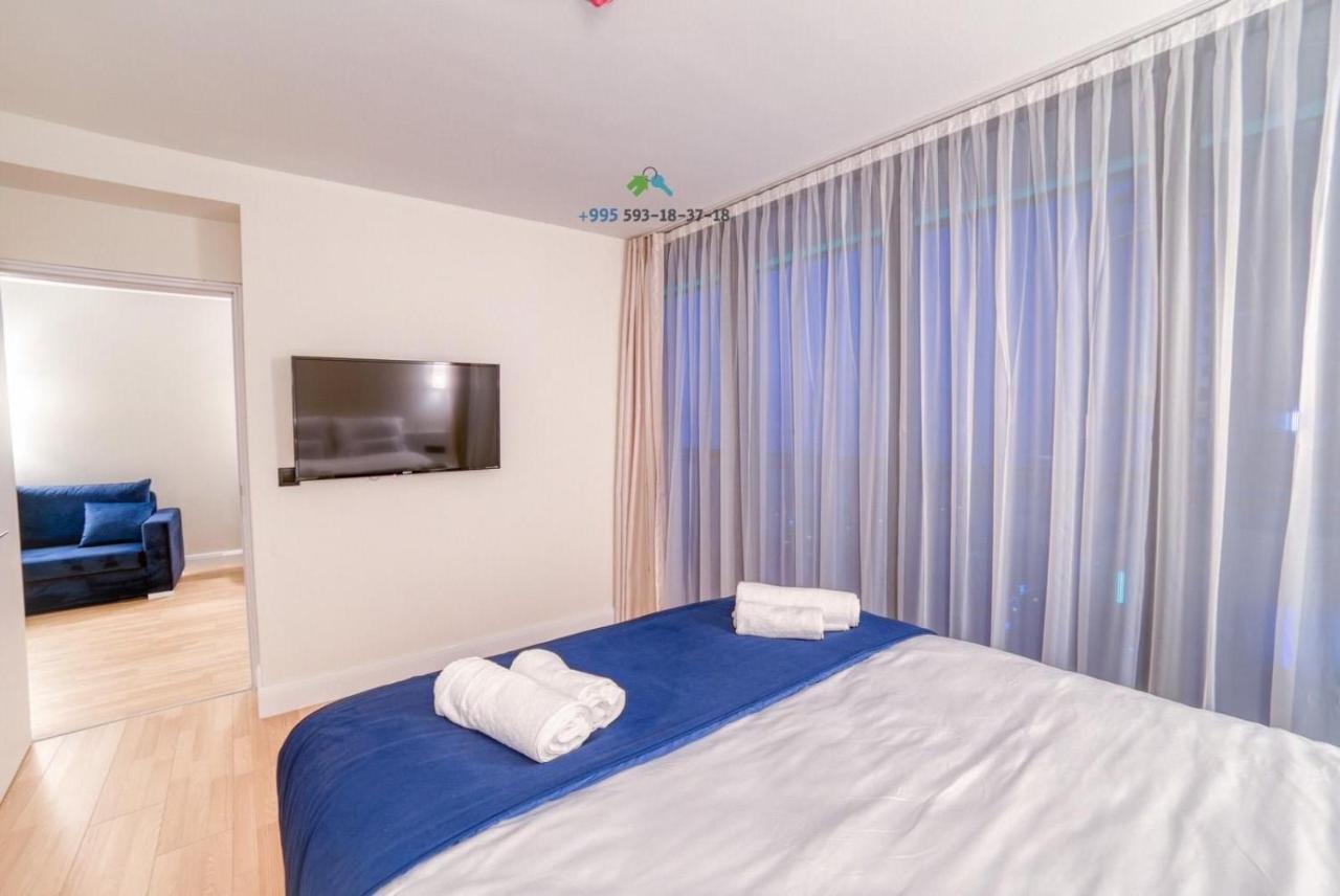 Orbi City Suitesバトゥーミ エクステリア 写真