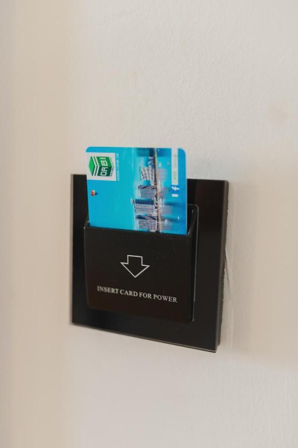 Orbi City Suitesバトゥーミ エクステリア 写真