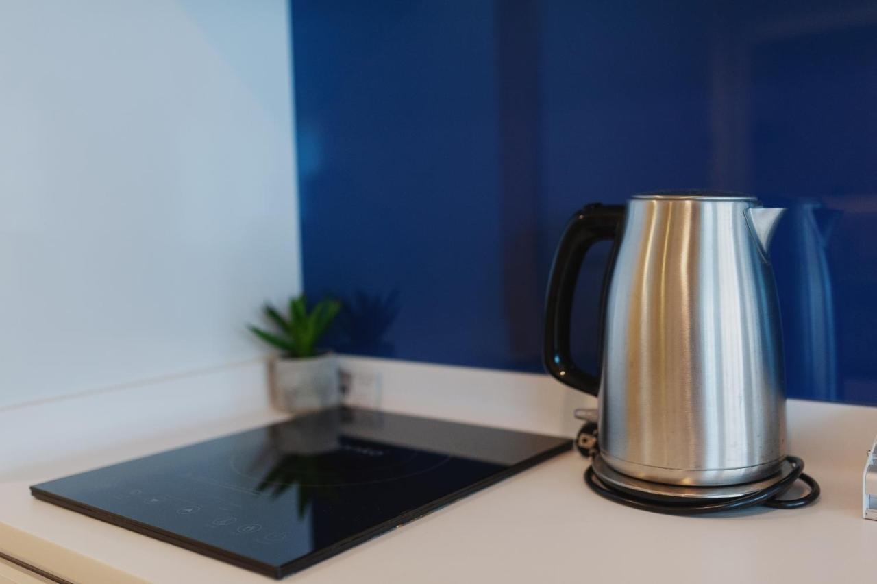 Orbi City Suitesバトゥーミ エクステリア 写真